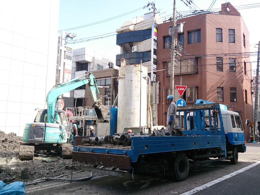 現・福井片町店建設中の様子（2014年10月15日撮影）